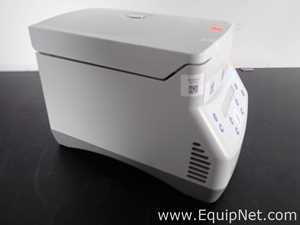 Eppendorf 5424 Laboratory Centrifuge