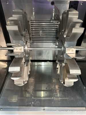 Estufa para Laboratórios LabNet H1200A