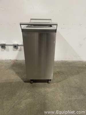 Berlin Equipment Cart