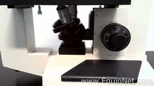Microscópio VWR 82026-630