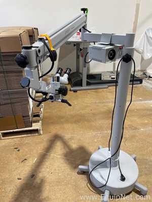 Microscopio con Brazos Articulados Marca Endure Medical Modelo Optique