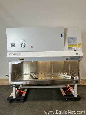 Baker Company SG603 SterilGARD III Advance 6 Foot Biological Safety Cabinet