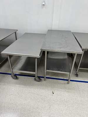 Mesa Acero inoxidable Unknown 