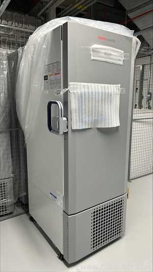 Unused Thermo Scientific TSX Series Ultra Low freezer TSX40086V