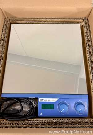 Unused and Boxed Ika-Werke Midi MR1 Shaker