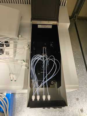 Espectrómetro Perkin Elmer Lamda 25