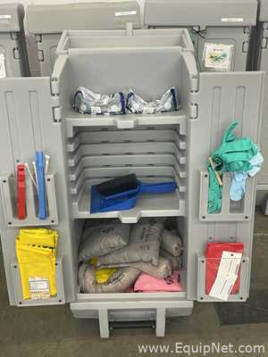Lote de 5 Equipo o Suministro para Mantenimiento New Pig Spill Caddy