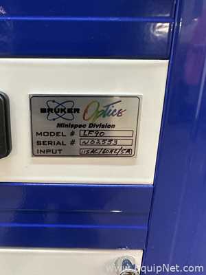 Ressonância Magnética Nuclear Bruker LF90