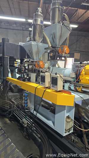 Equipamento de Molde de Injeção Main Group  Delta Up 2-750