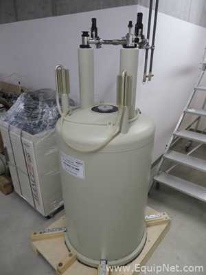 Ressonância Magnética Nuclear Bruker Advance III 400