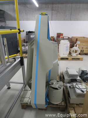 Ressonância Magnética Nuclear Bruker Advance III 400