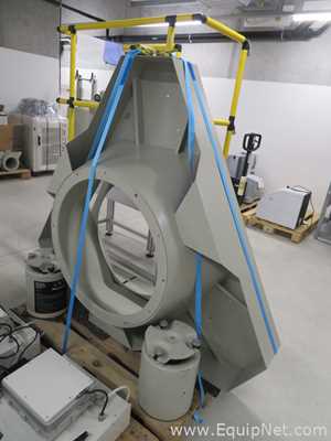 Ressonância Magnética Nuclear Bruker Advance III 400