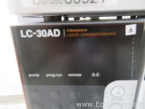 HPLC Shimadzu SIL-30ACMP