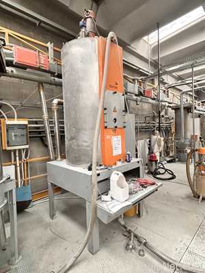 Equipamento de Molde de Injeção BMB S.p.A. 