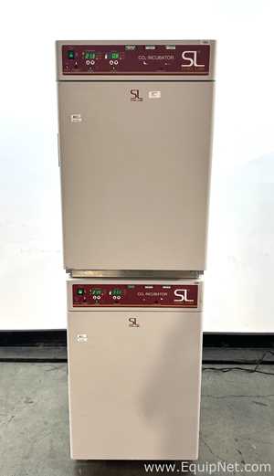 Shel Lab 2406/2T Double Stack  Water Jacketed CO2 Incubator