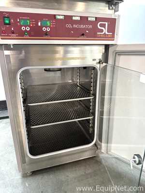 Shel Lab 2406/2T Double Stack  Water Jacketed CO2 Incubator