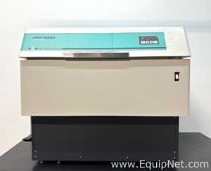 Agitador New Brunswick Scientific I2500 Series. novo