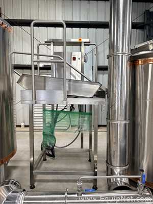 Equipamento de fabricação de cerveja e destilação Specific Mechanical Systems 8.5 BBL 2 Vessel Brewhouse 