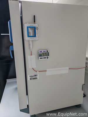 Freezer Thermo Scientific TSX3020FV. Sem Uso