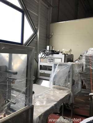 Courtoy R100 tablet press