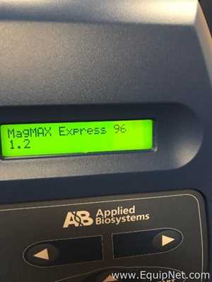 Contador de Partículas Applied Biosystems MagMax Express 96