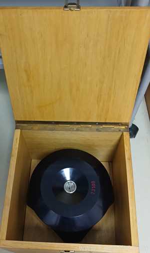 Hermle Z323K Universal high Speed Laboratory Centrifuge