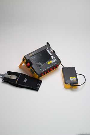Fluke Biomedical VT900A Gas Flow Analyzer plus Fluke Biomedical Vapor Anesthesia Tester