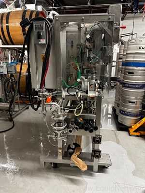 Máquina para Enlatar Alpha Brewing Compass 25 - Compact