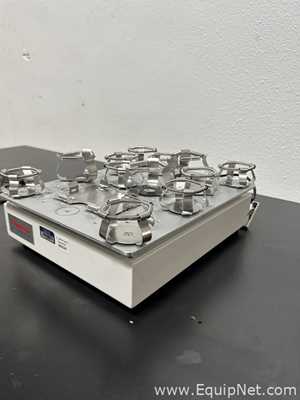 Thermo Scientific 88881101 MaxQ2000 CO2 Plus Shaker