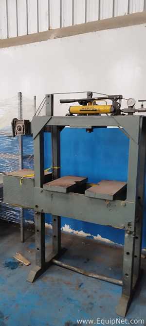 Enerpac Ultima Hydraulic Press