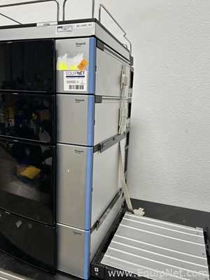 Thermo Scientific Vanquish HPLC with DAD and F Detectors
