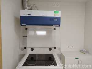 Capela de Exaustão e Fluxo Laminar Esco PW1-3A1