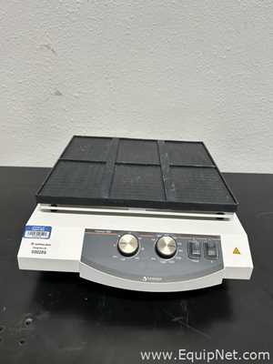 Heidolph Titramax 100 Platform Shaker