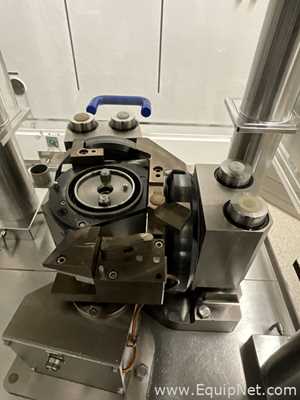 Fette 1200i Rotary Tablet Press with 4 off Spare Turrets, Spare HMI, De-Duster and Metal Detector