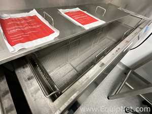 Limpador Ultrassônico aço inox FinnSonic Turbex.  150 Litros