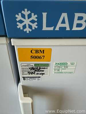 lote de  2 Unidade de Refrigeração Labcold RLPR0517.  130 Litros