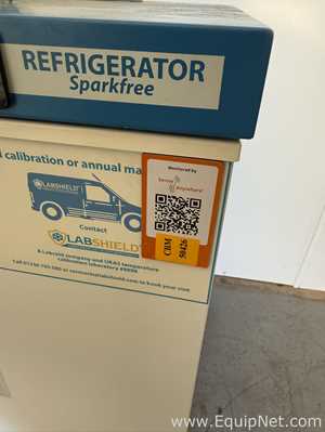 lote de  2 Unidade de Refrigeração Labcold RLPR0517.  130 Litros