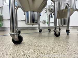 Tanque aço inox Epsilon Pharmaservices .  152.6 Litros