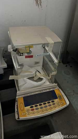 02 Sartorius ME235S Analytical Balances with YDPO3-0CE Printer