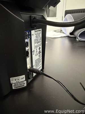 Thermo Scientific NanoDrop One Microvolume UV-Vis Spectrophotometer