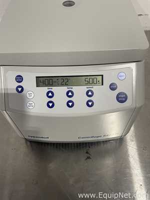 Eppendorf 5424R Benchtop Laboratory Centrifuge
