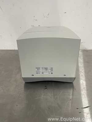 Eppendorf 5424R Benchtop Laboratory Centrifuge