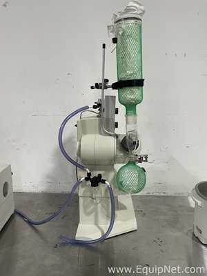 Banho Maria e Circulador Buchi Labortechnik AG R-210