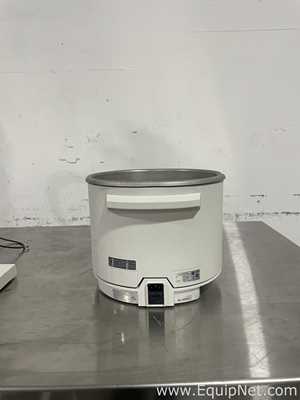 Banho Maria e Circulador Buchi Labortechnik AG R-210