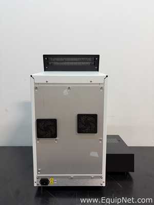 Perkin Elmer LabChip GX II Touch HT Protein and Nucleic Acid Characterization System