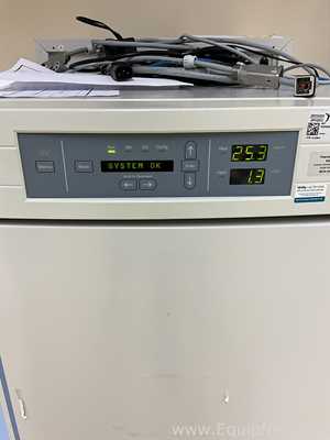 Incubadora Thermo Fisher Scientific 3121