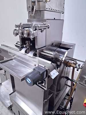 Máquina para Encapsulamento de Gel Mole Zhejiang Fuchang Machinery Co. LTD RG0.8-110A