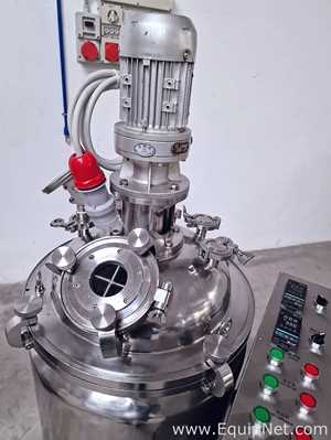 Máquina para Encapsulamento de Gel Mole Zhejiang Fuchang Machinery Co. LTD RG0.8-110A