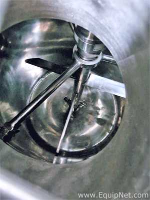 Máquina para Encapsulamento de Gel Mole Zhejiang Fuchang Machinery Co. LTD RG0.8-110A