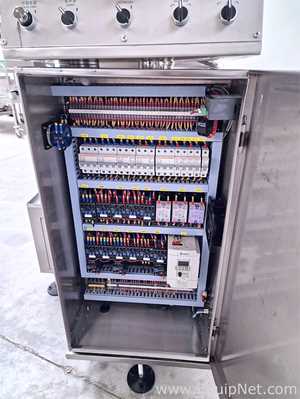 Máquina para Encapsulamento de Gel Mole Zhejiang Fuchang Machinery Co. LTD RG0.8-110A